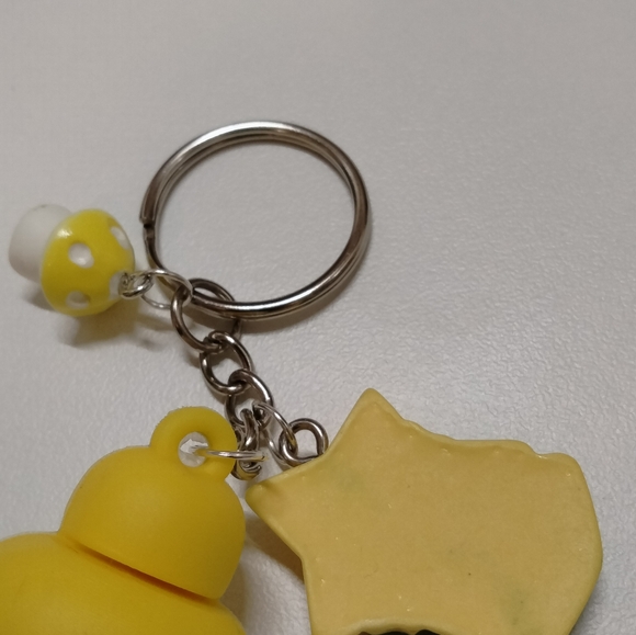 New- Yellow Yoshi Keychain with Charms - Picture 6 of 7